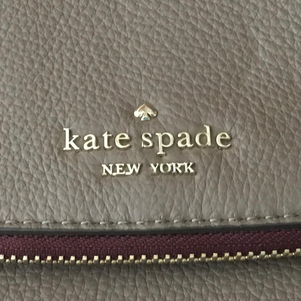 Classic kate spade multi-compartment medium bag - Picture 3 of 4